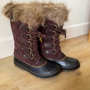 Sorel Women’s Joan of Arctic boots